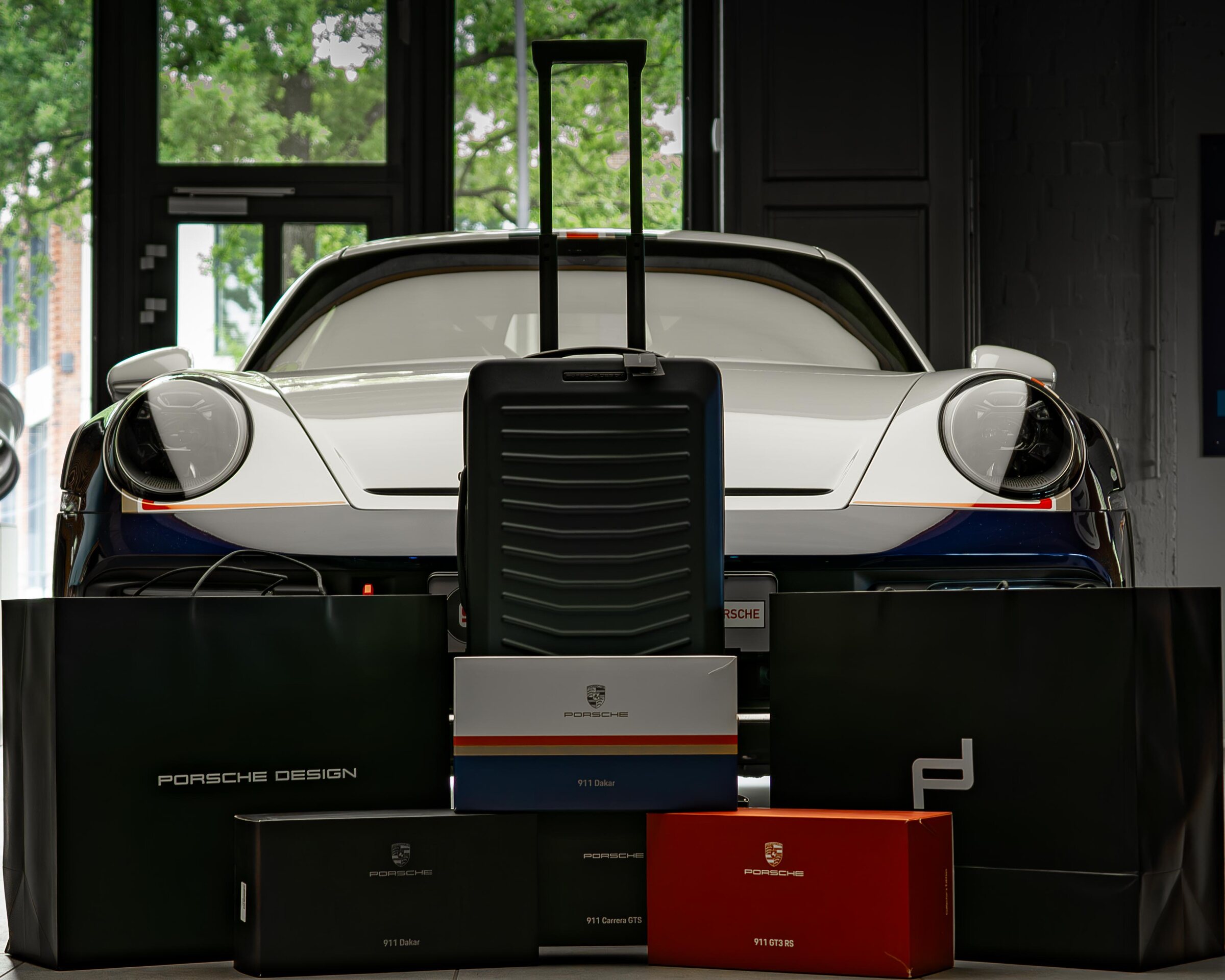 Porsche Design Koffer für 9elf Hamburg